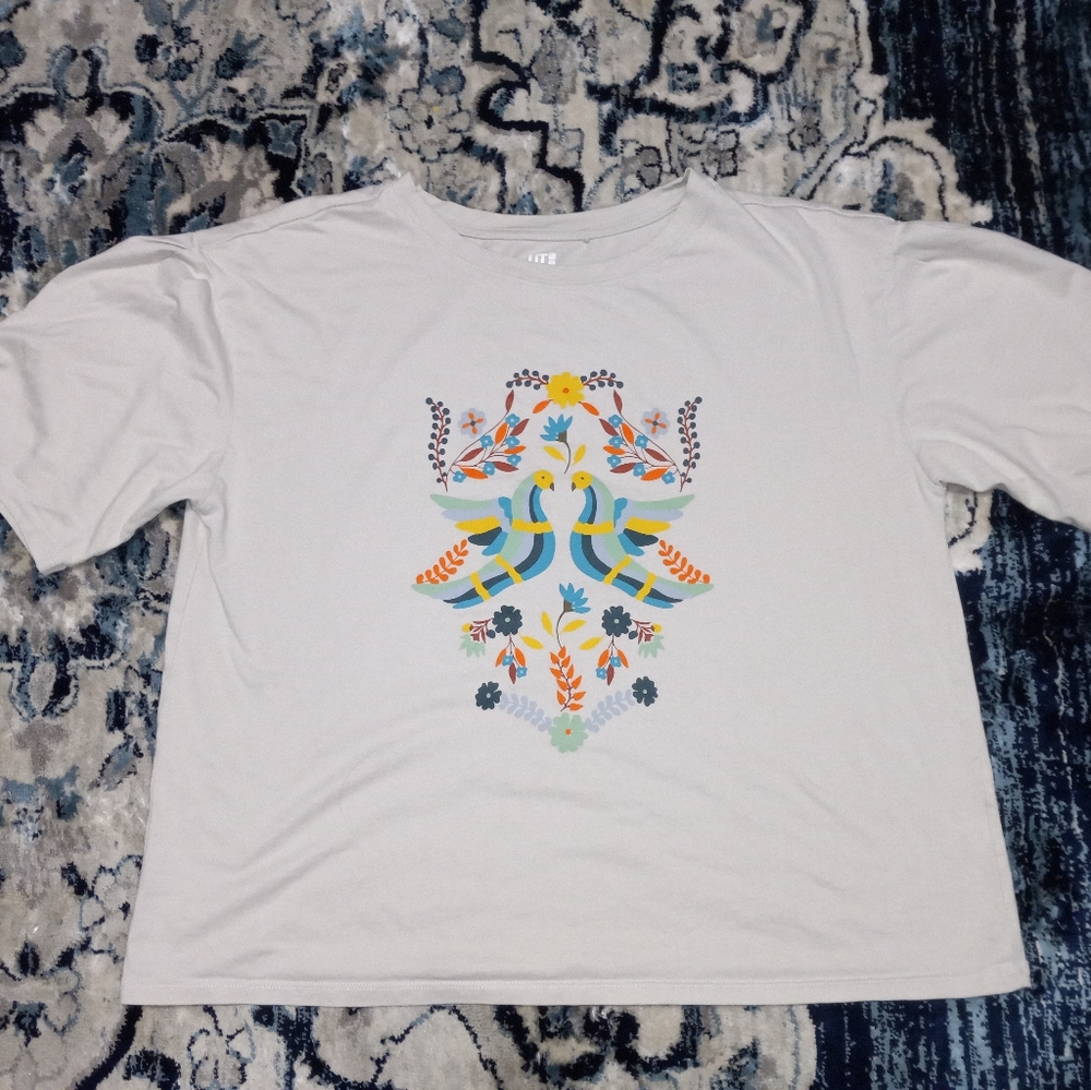 Womens UT Anna Sui Folkart T-Shirt Large
